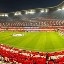 川超太火爆！凉山球员飞踹主裁判，媒体人疾呼，不终身禁赛说不过去