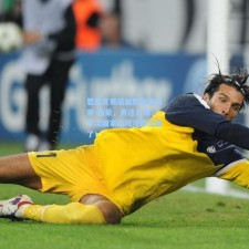 恩里克赛后幽默警告乌奈-西蒙，再这么踢，下次国家队可没你位置了！