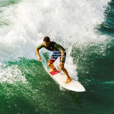 红黑军团紧急行动！共和报曝米兰加速谈判 蒂亚戈-席尔瓦或上演王者归来