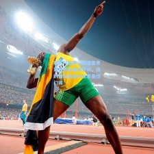 利瓦科维奇，莫德里奇建议我加盟赫罗纳，我的目标是成为世界最佳门将