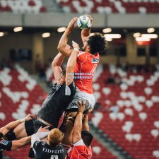 篮协处罚新疆队引发争议，邵化谦质疑师出何名？